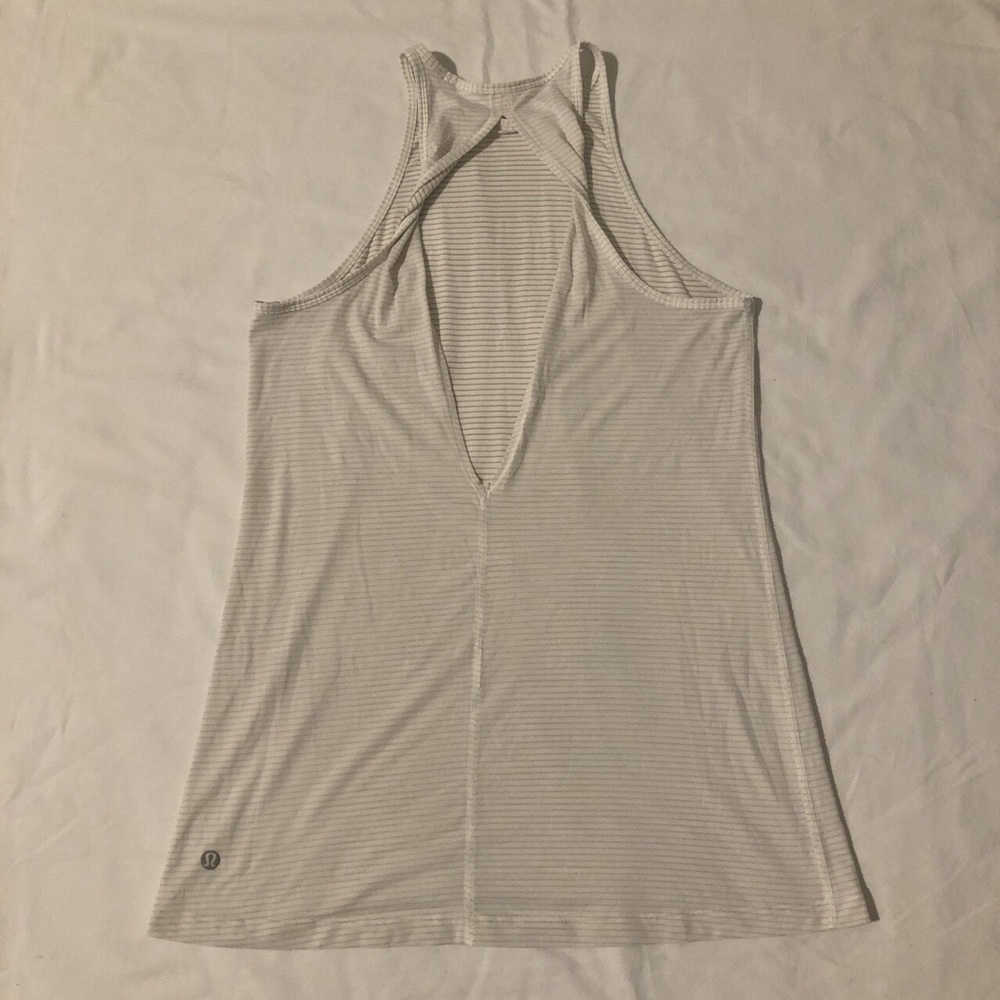 Lululemon tank